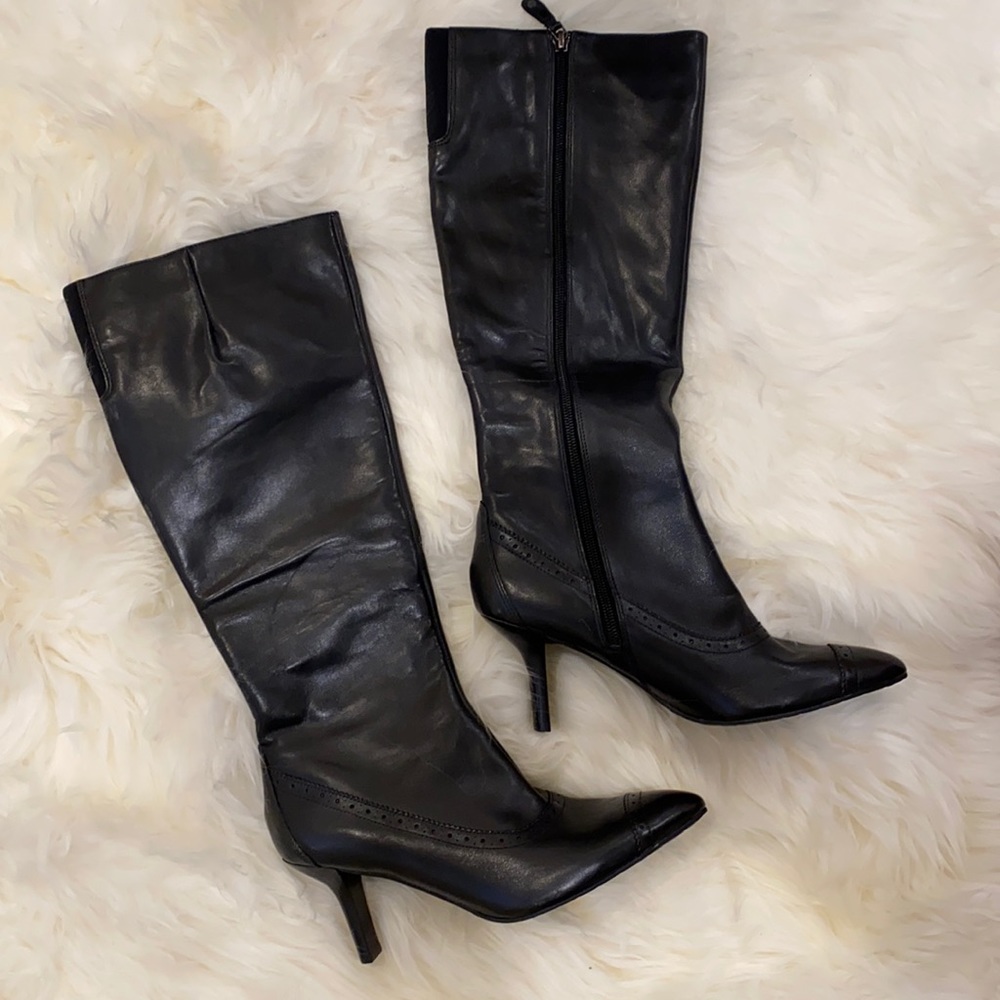 Black leather heel boots -Rockport